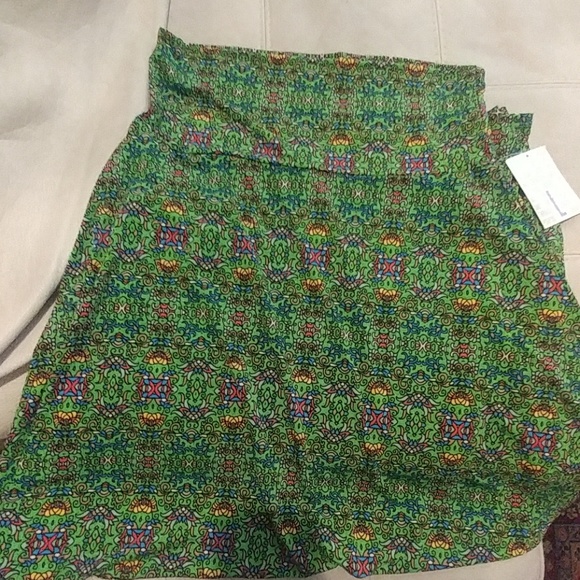 LuLaRoe Dresses & Skirts - Lularoe maxi skirt